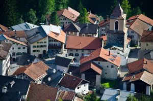 Bergün von Latsch aus mit 300mm Brennweite