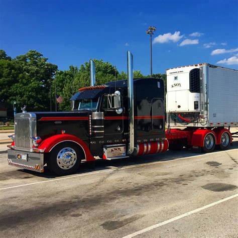 Semitrckn — Peterbilt Custom 379