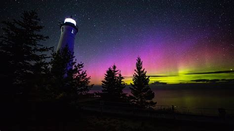 Northern Lights In Northern Michigan Up Photos Of Aurora Borealis