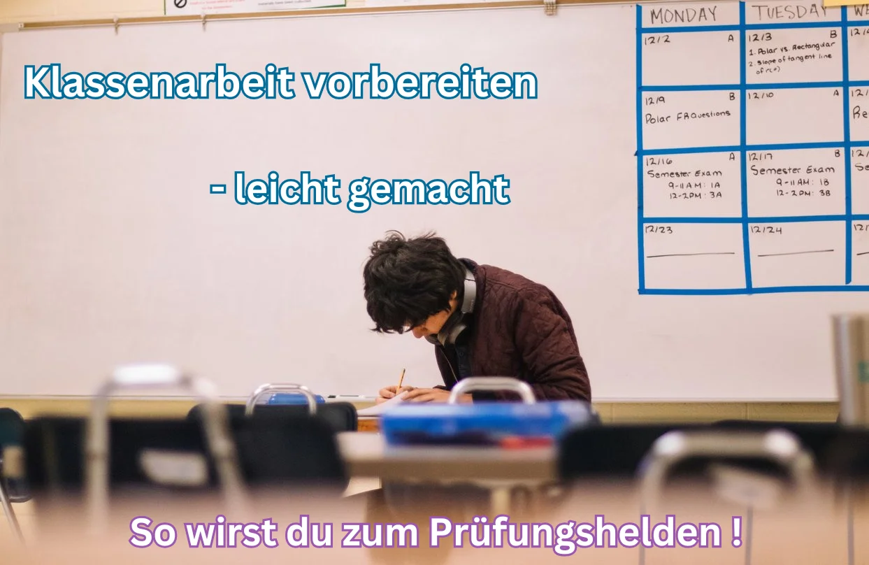 Das Bild zeigt einen Schüler, der konzentriert über einer Klassenarbeit sitzt. Mit dem Stift in der Hand und einem fokussierten Blick auf das Papier vermittelt er den Eindruck, alles im Griff zu haben. Die Atmosphäre im Klassenzimmer wirkt ruhig und aufgeräumt, was den Moment der Konzentration unterstreicht.