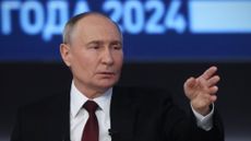 Vladimir Putin gives annual end-of-year news conference