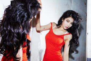 women hyuna