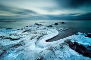 frozen, Beach