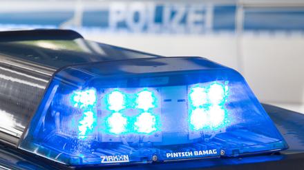 Die Polizei konnte die beiden mutmaßlichen Täter identifizieren. (Symbolbild)