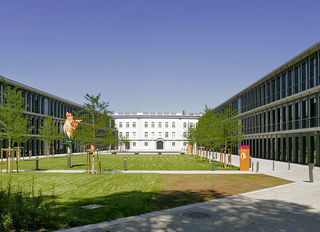 Studenten auf Campus