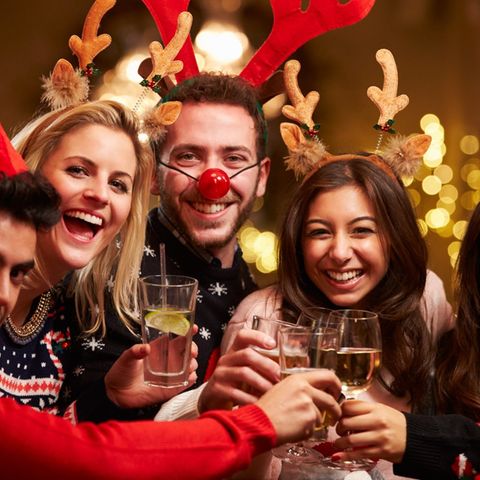 Alkohol ist in der Weihnachtszeit fester Bestandteil vieler sozialer Zusammenkünfte.