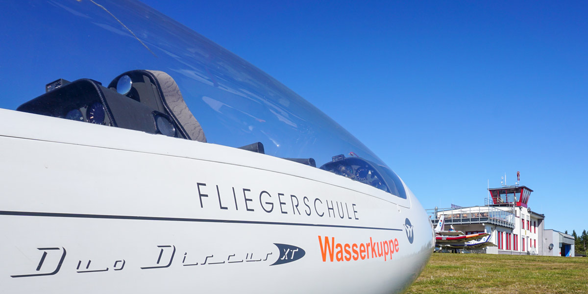 Duo Discus XT Segelflugzeug Einweisung Klapptriebwerk