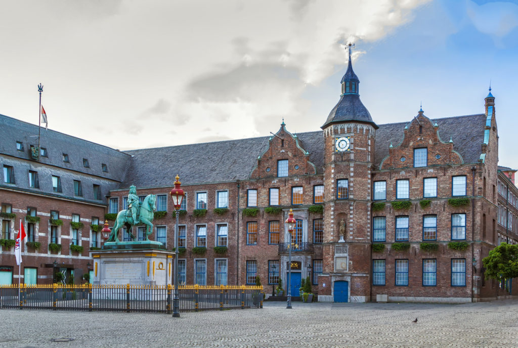 Rathaus in der malerischen Altstadt