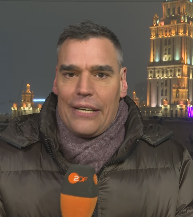 ZDF-Korrespondenten Armin Coerper in Moskau bei ZDFheute live.