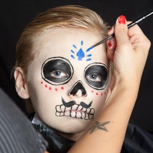 Dia de los Muertos Make Up Schmink-Anleitung Junge (10)