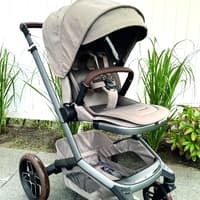 Mama Vanessa ist vom Maxi-Cosi Kinderwagen "Fame" begeistert.