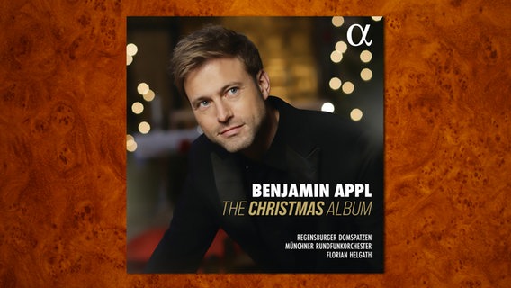 CD Cover: "The Christmas Album", Benjamin Appl, Bariton, Regensburger Domspatzen (Christian Heiß), Münchner Rundfunkorchester
Florian Helgath, Dirigent © Alpha Classics 