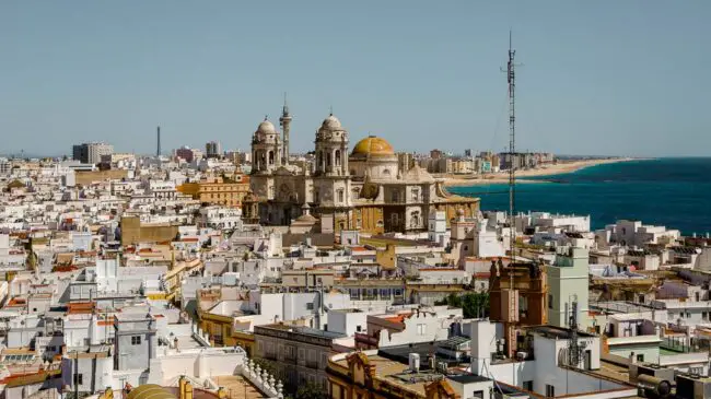 cadiz sehenswürdigkeiten spanien