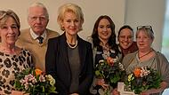 Unser Foto zeigt (von links) Ulrike Komenda, Prof. Peter Deeg, Jadwiga Deeg, Talissa Floristeanu, Dorothea Deeg sowie Sigrid Kocurek.