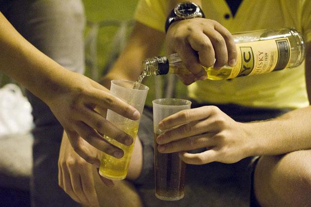 Prevención de adicciones: el alcohol como puerta de entrada a otras sustancias