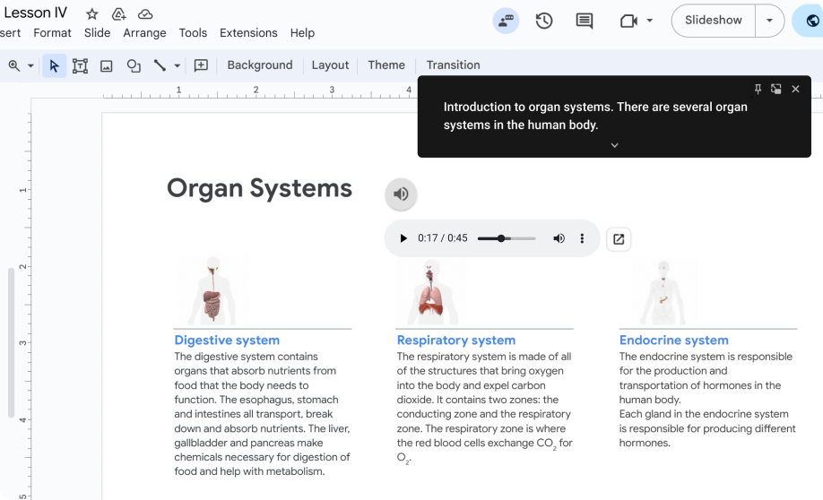 講者使用 Google 簡報發表內容時，畫面上即時顯示隱藏式輔助字幕。