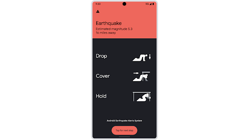 Auf einem Android-Smartphone wird eine Erdbebenwarnung empfangen und durch Tippen auf die Schaltfläche „Nächster Schritt“ können Tipps abgerufen werden, wie man sich noch besser schützt.