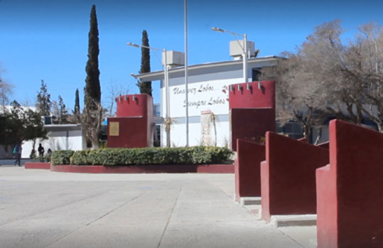 Front view of a building in Juarez, Mexico