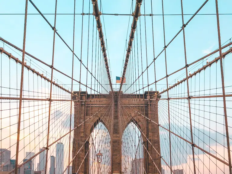 10 secrets of the Brooklyn Bridge