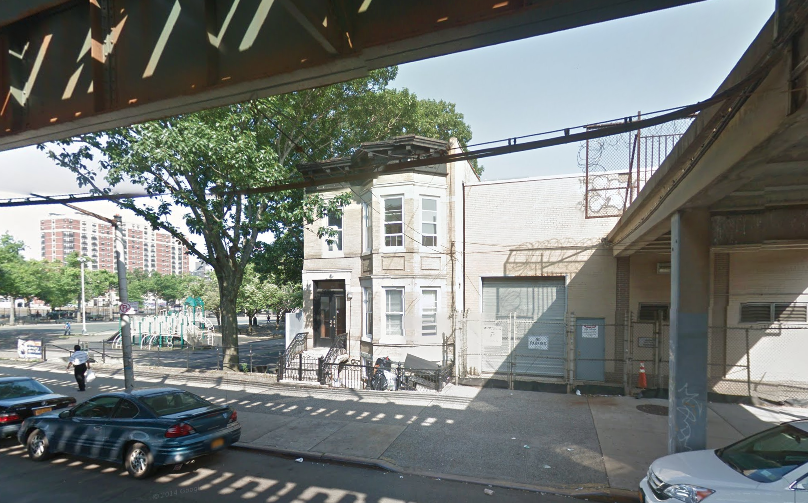 24-32 31st street astoria queens gmaps