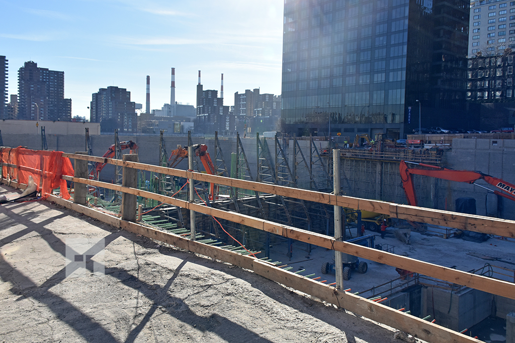 Construction at the Memorial Sloan Kettering Cancer Center's David H. Koch Center for Cancer Care. Photo by Tectonic.