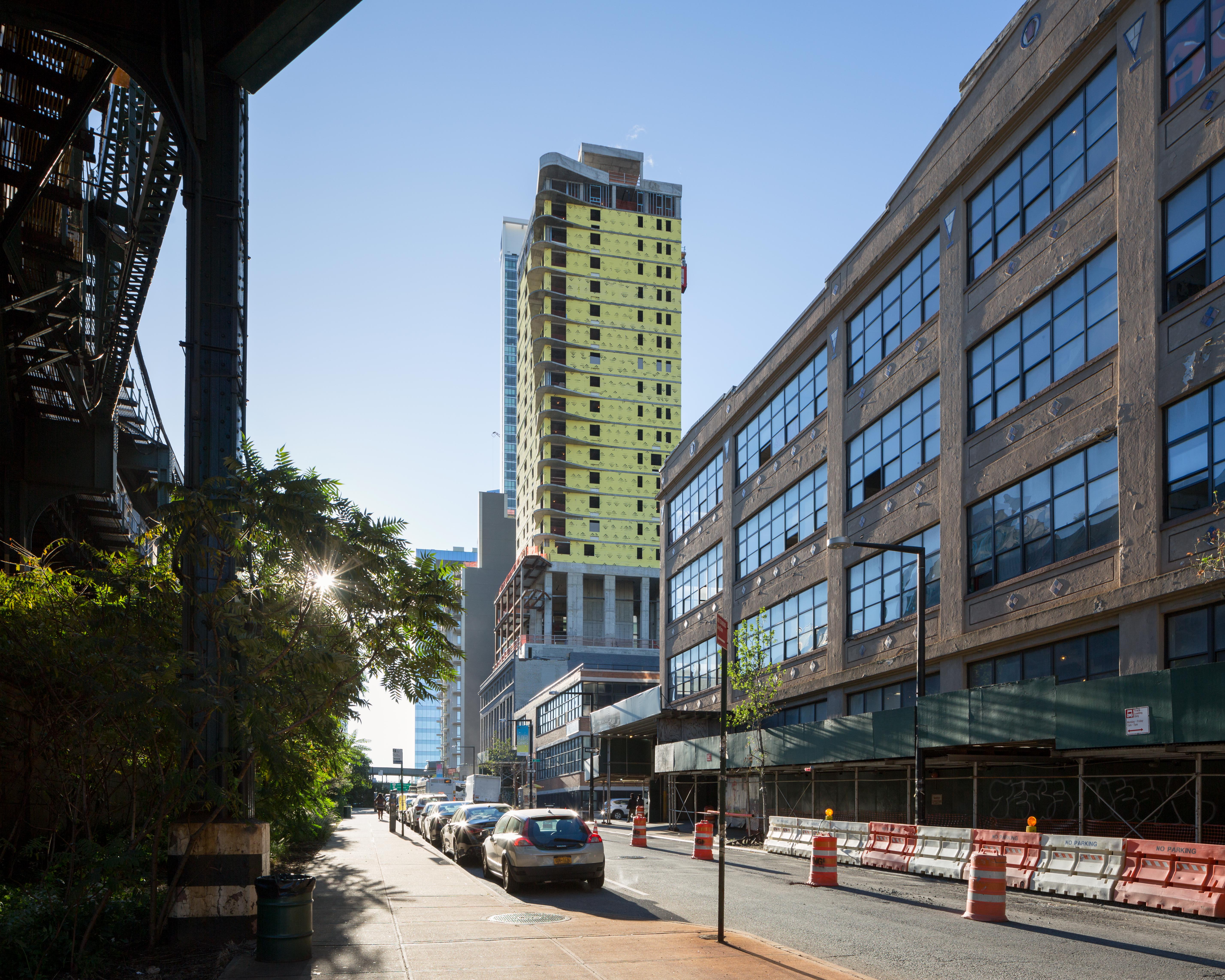 24-16 Queens Plaza South during the sunrise, image by Andrew Campbell Nelson