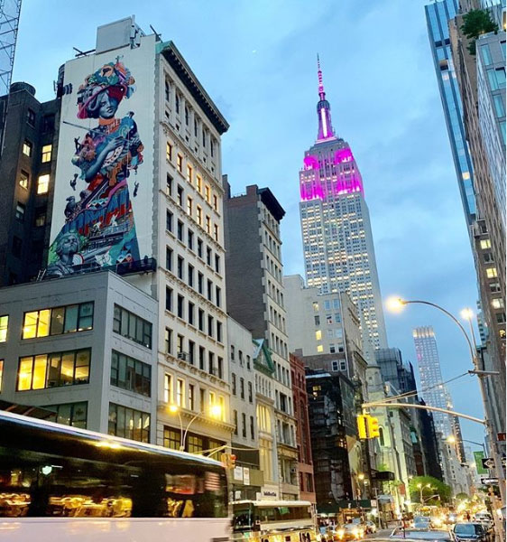 Mural of Evelyn Nesbit at 236 Fifth Avenue by Tristan Eaton for the Kaufman Organization