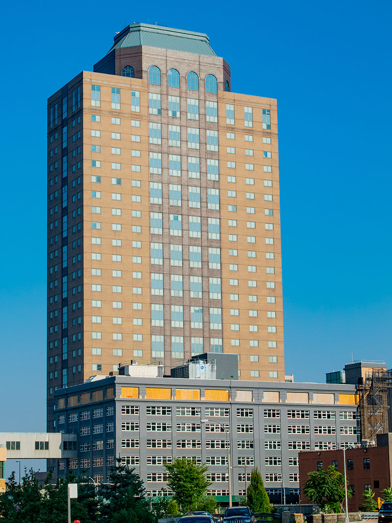 Existing conditions at 90 Sands Street (Courtesy of Breaking Ground)