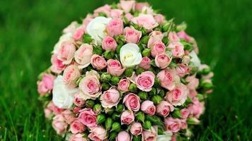 Bouquet Of Pink Roses  video