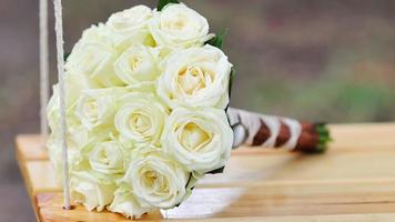 Bouquet Of White Roses  video