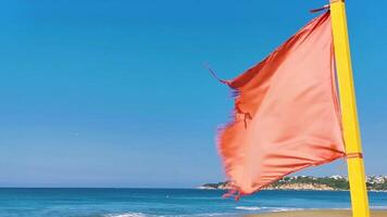 Red flag swimming prohibited high waves in Puerto Escondido Mexico. video