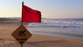 Red flag swimming prohibited high waves in Puerto Escondido Mexico. video