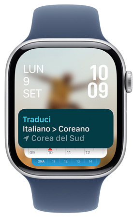 Un Apple Watch che mostra sul display il widget dell’app Traduci nella Raccolta smart.