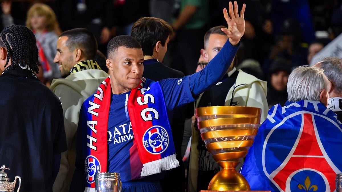 Kylian Mbappe Remarks on ‘Exciting’ Future but Does Not Confirm Real ...