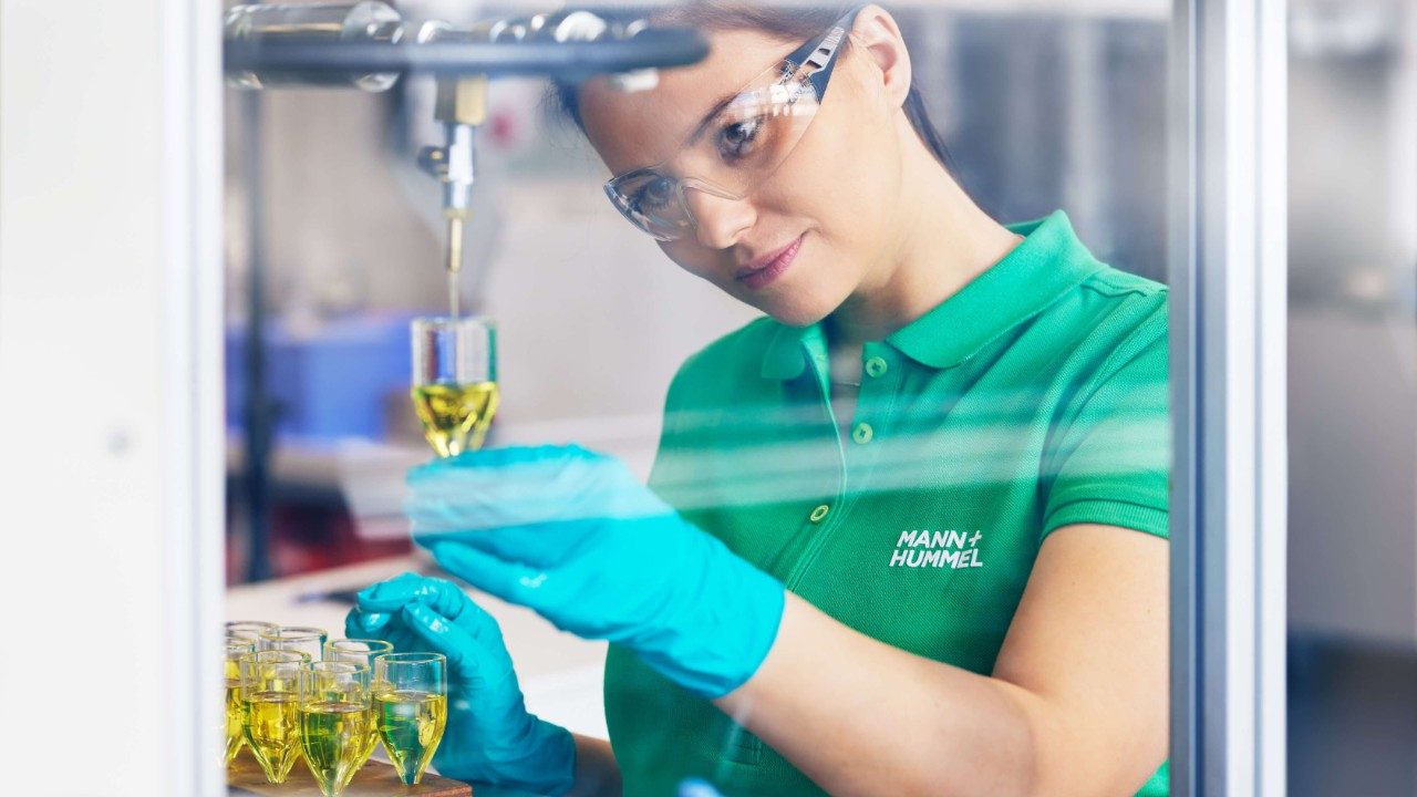 Woman on the test bench