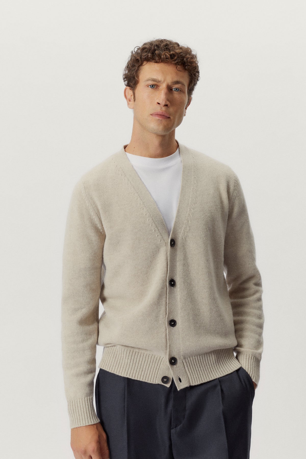 the woolen cardigan ecru