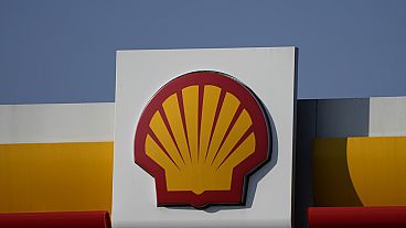 Ein Shell-Logo an einer Tankstelle in London, 8. März 2022