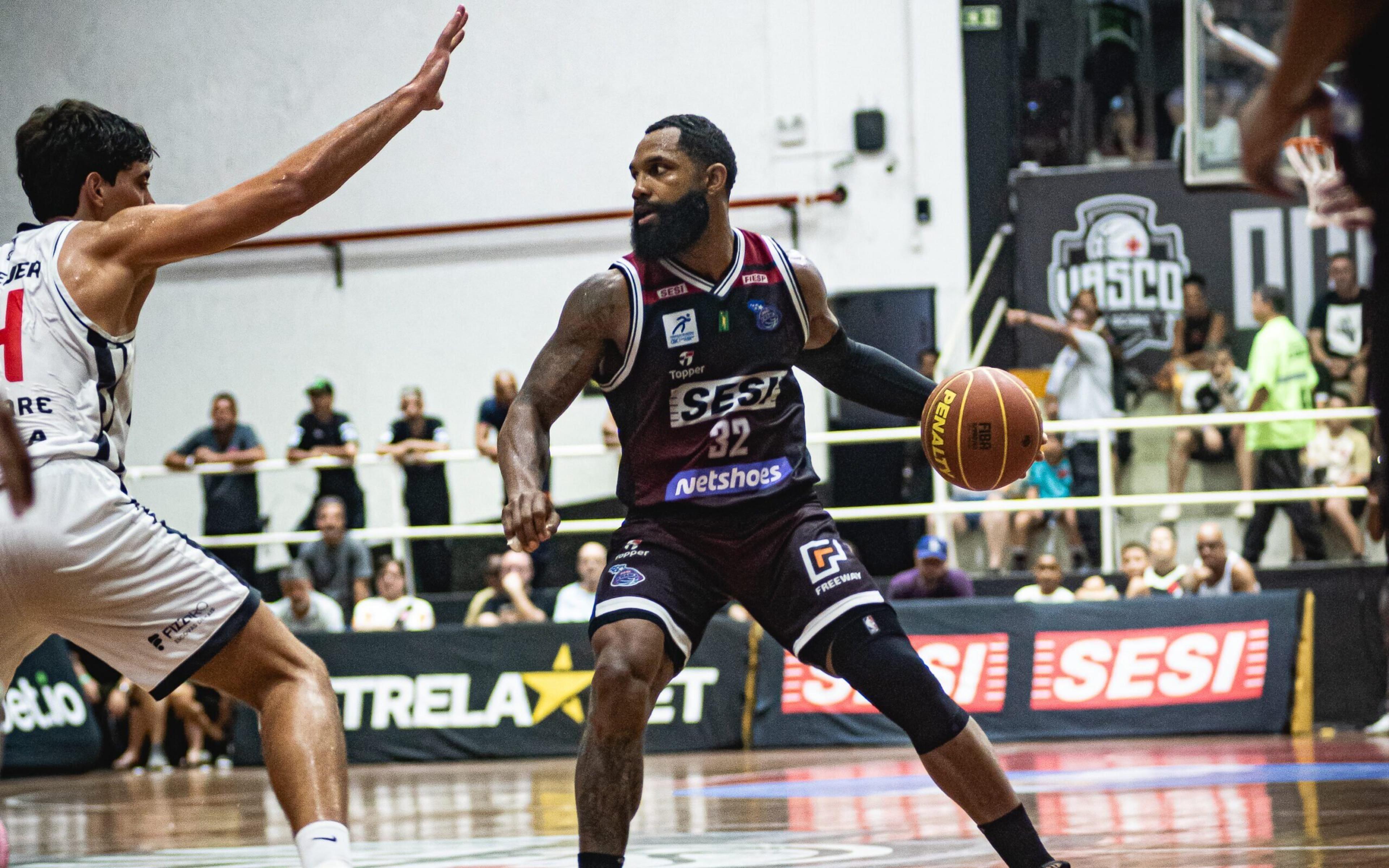 Franca vence Vasco em confronto direto no NBB