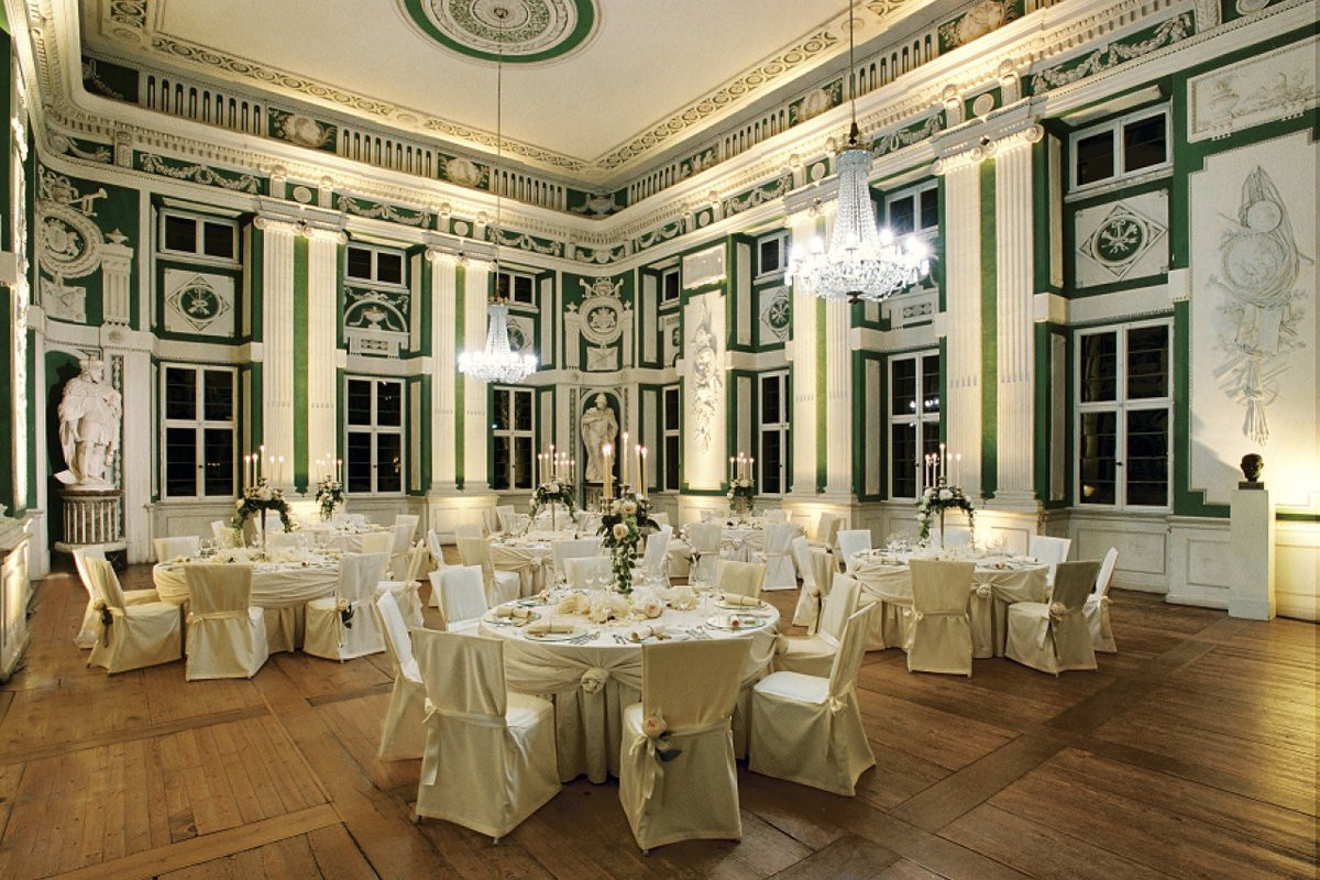 Fürstenhaus Zu Leiningen Hochzeit
 Location Fürstenhaus zu Leiningen in Landkreis Miltenberg