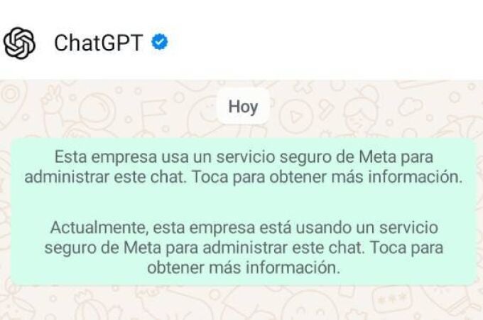 ChatGPT llega de forma oficial a WhatsApp y puedes incluso conversar con la IA llamándola por teléfono.