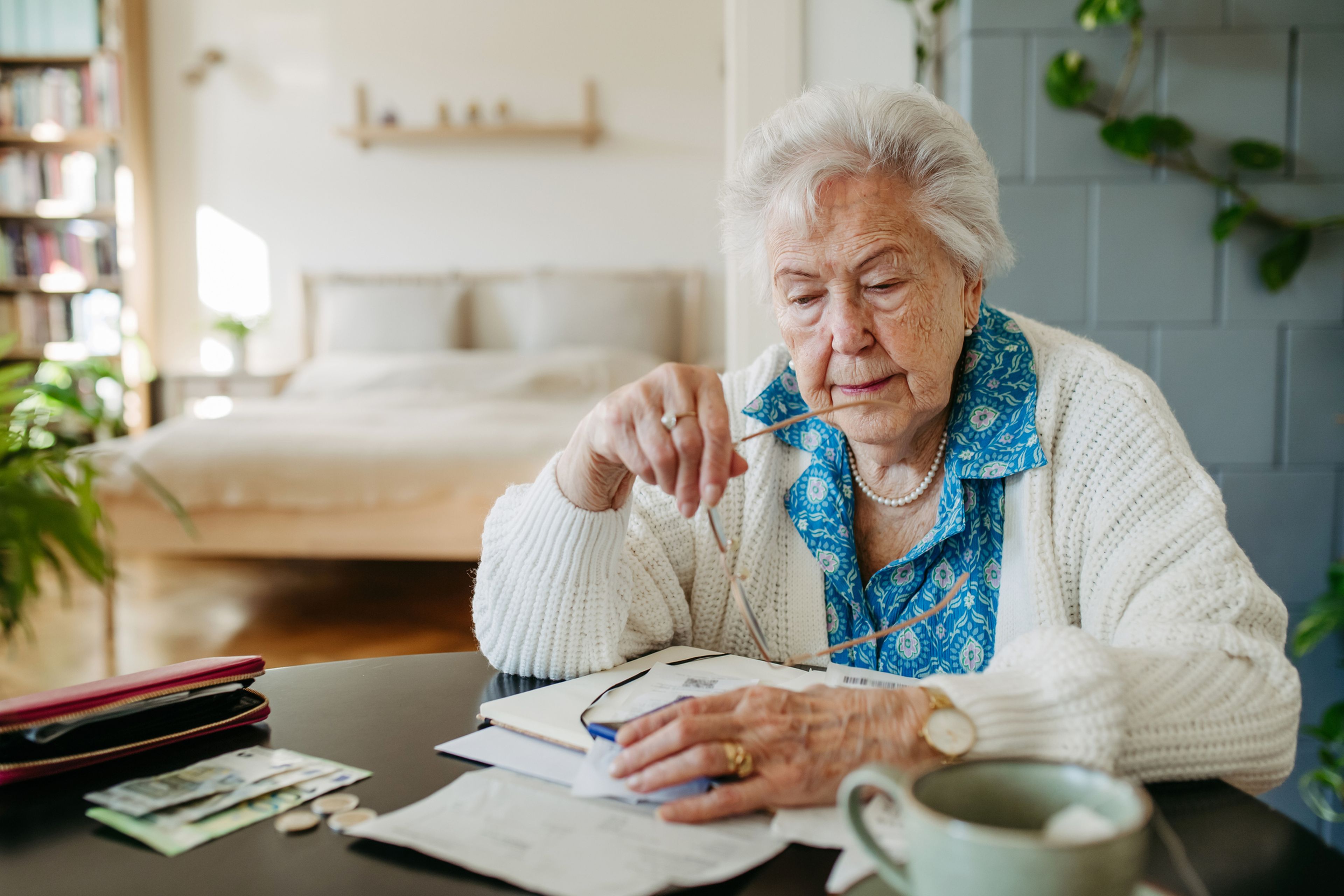 Los expertos fiscales advierten con la subida de pensiones en 2025: Hacienda ha puesto letra pequeña