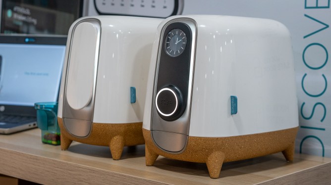 My Memo pill dispensers shown off at CES 2024