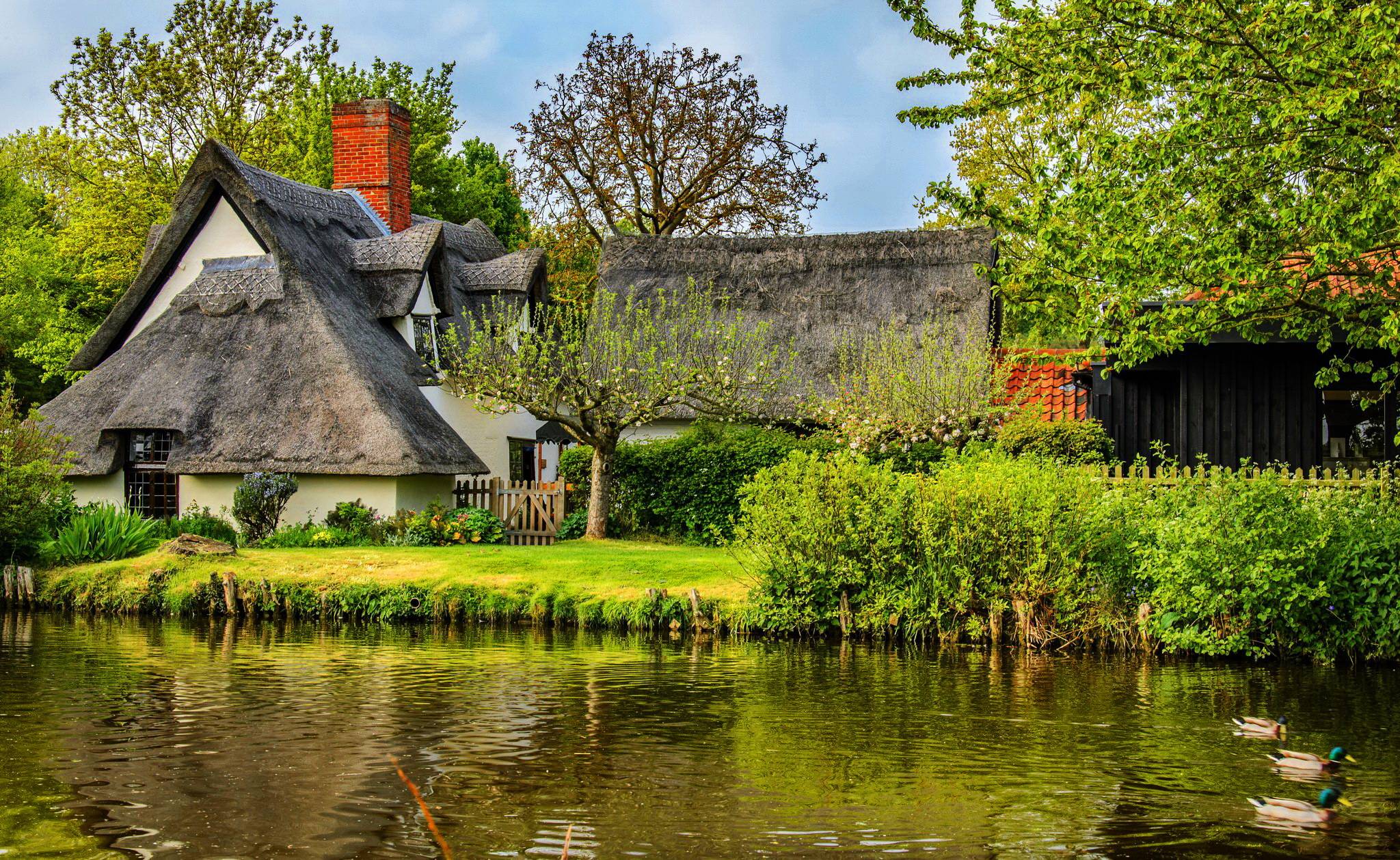 England Country Wallpaper