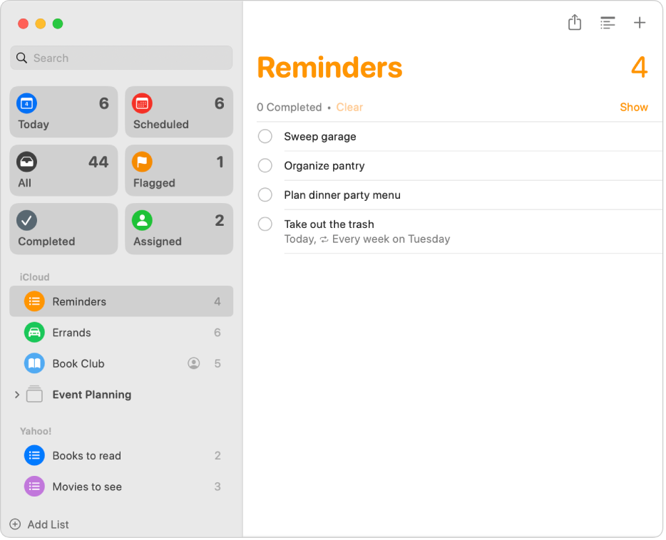 Вікно Нагадувань показує списки нагадувань з облікового запису iCloud і облікового запису Yahoo на бічній панелі.