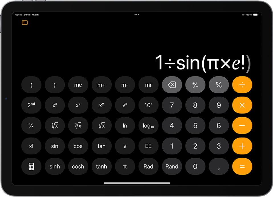 L’iPad affichant la calculette scientifique avec les fonctions exponentielles, logarithmiques et trigonométriques.