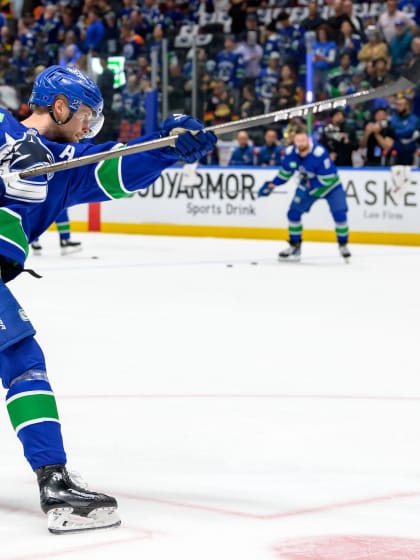 Vancouver Canucks Elias Pettersson vänder blad inför säsongsstarten