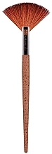 Highlighter Fan Brush Dr. Botanicals Fan Brush