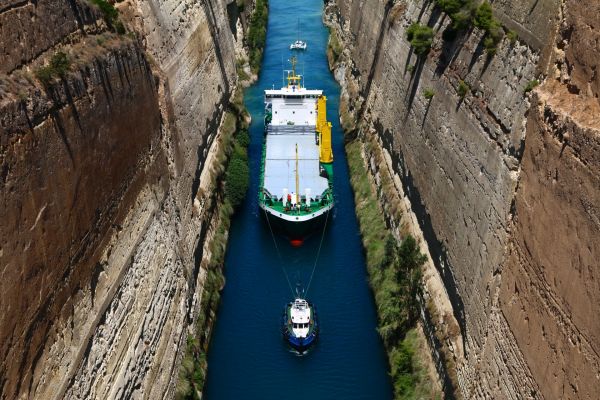 nave,corso d'acqua