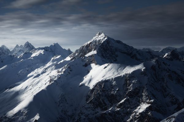 bjerge,snedækket peak,sne,skyer