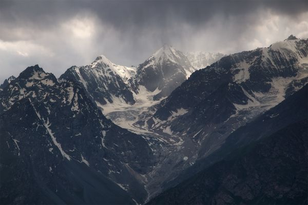 bjerge,snedækket peak,sne,skyer